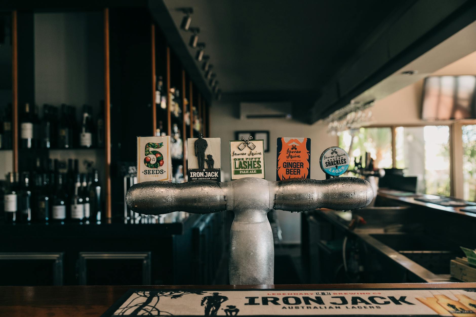 1001 Bières Reims : une cave qui prend la bière au sérieux, sans se prendre au sérieux — sélection de bières artisanales en cave