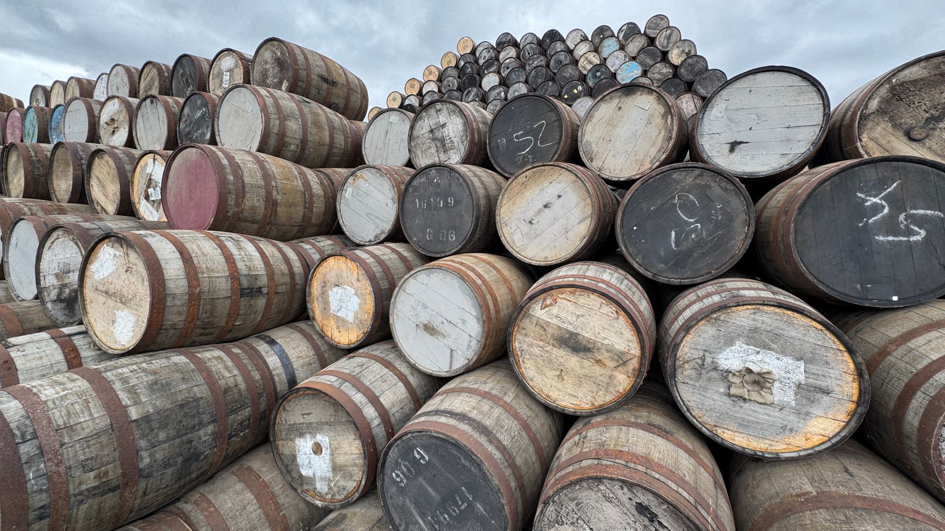 Aberlour dans le Speyside : une distillerie liée à son territoire — Aberlour, single malt du Speyside : gamme, millésimes et prix