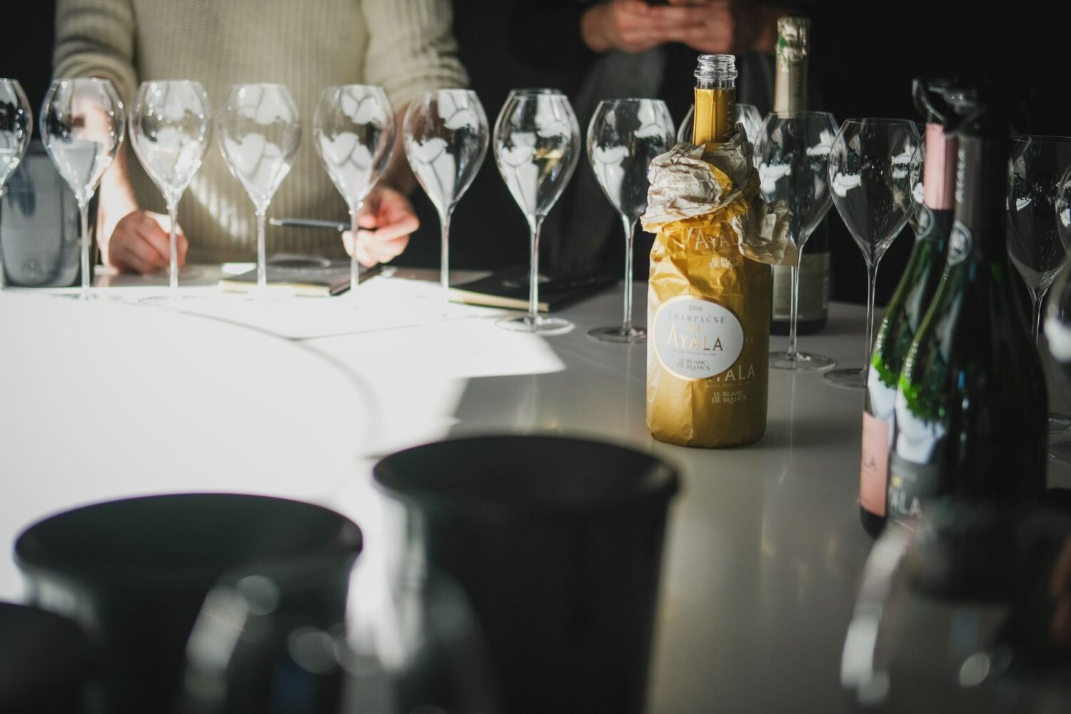 Combien de bouteilles de champagne faut-il prévoir pour 50 personnes ?