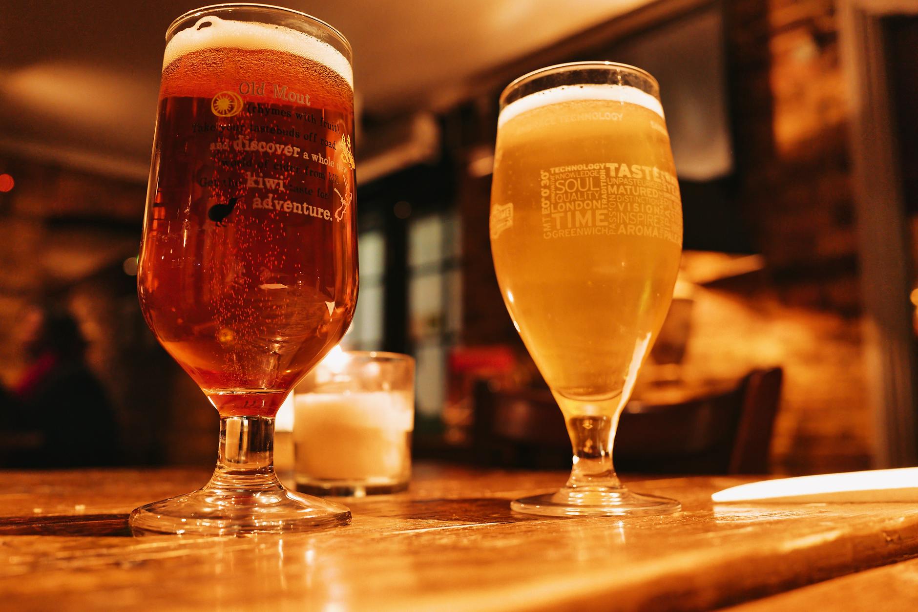 Faro bière : origines bruxelloises et évolution d’un style presque oublié — verre de bière Faro avec lambic