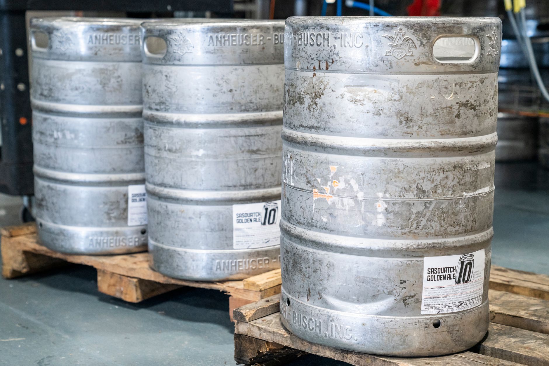 Fût de bière 30 litres — fût de bière 30 litres avec verres