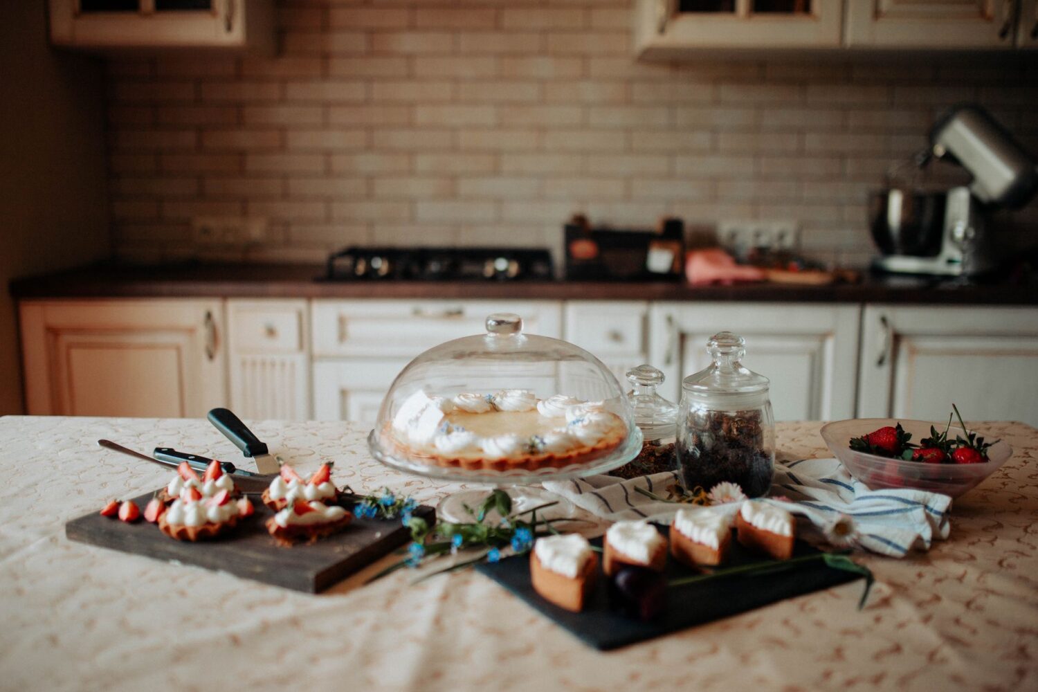 Le baba au rhum maison, la recette pas à pas pour un dessert moelleux