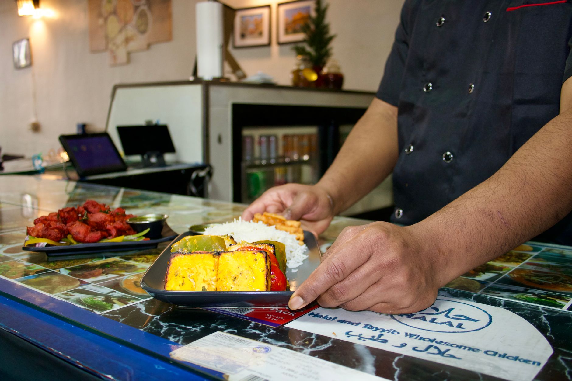 Où manger halal à Valenciennes : panorama actuel des adresses halal en ville — plat de restaurant halal